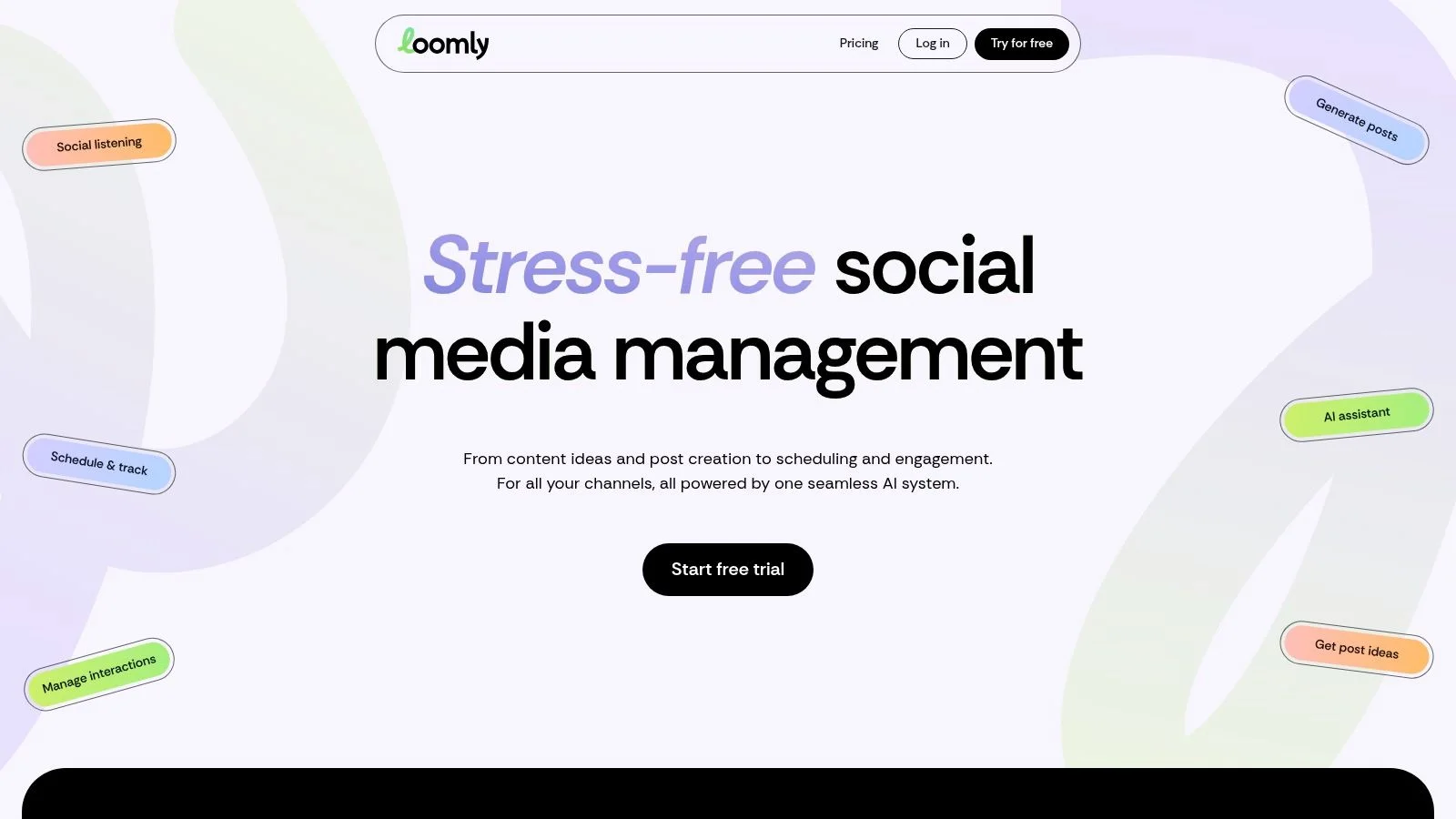 Loomly social media calendar and approval workflow interface